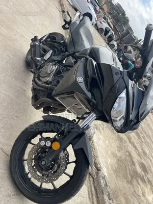 Yamaha 2017 Black