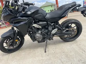 Yamaha 2017 Black