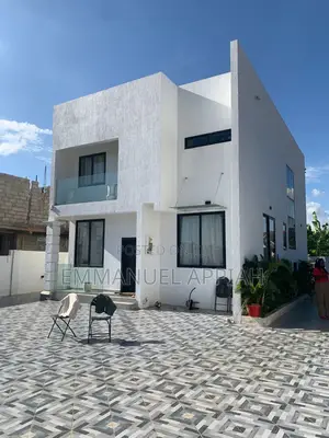 3bdrm House in Poakuase, Pokuase for sale