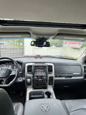 RAM 1500 2017 Black