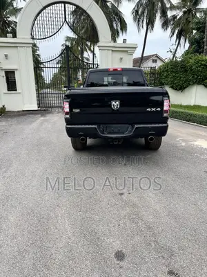 RAM 1500 2017 Black