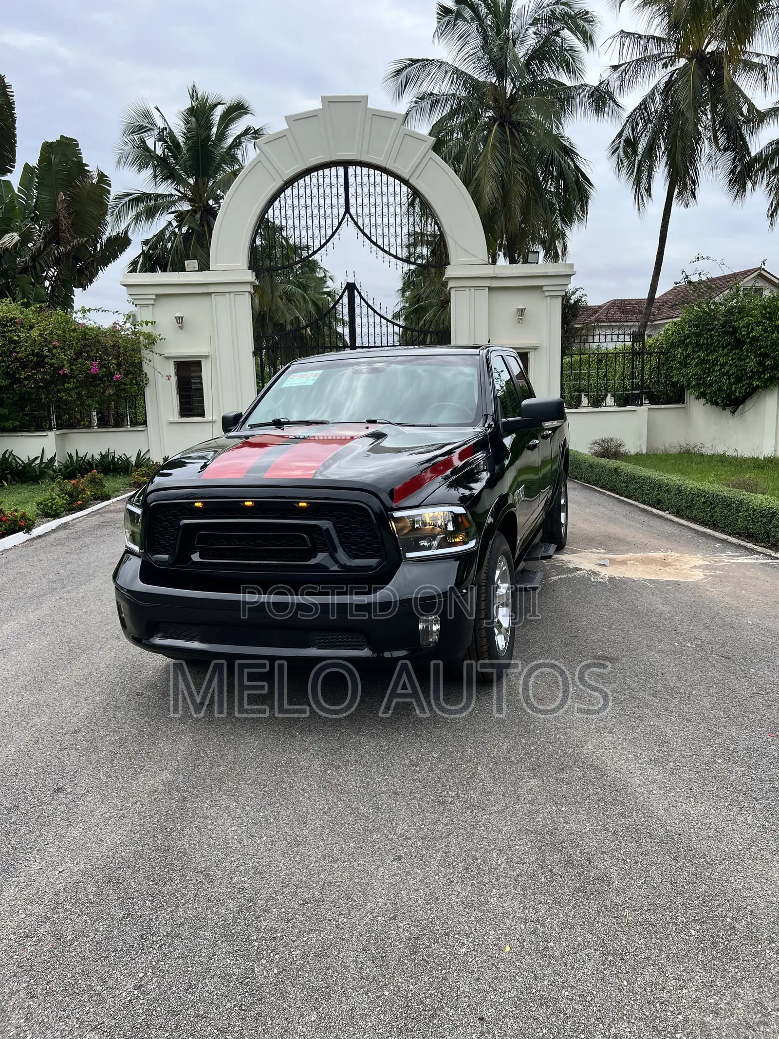 RAM 1500 2017 Black