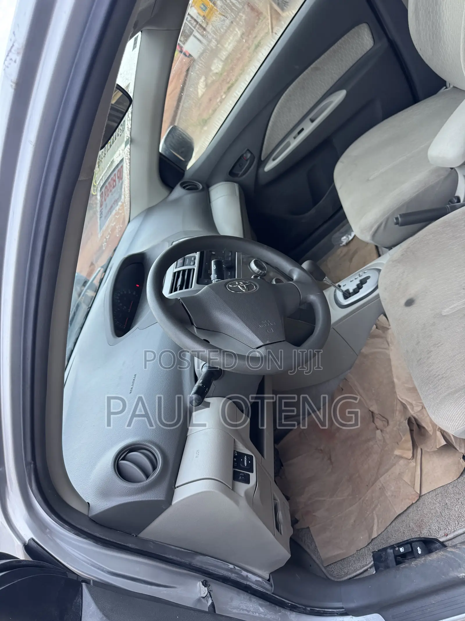Toyota Belta 2011 Silver