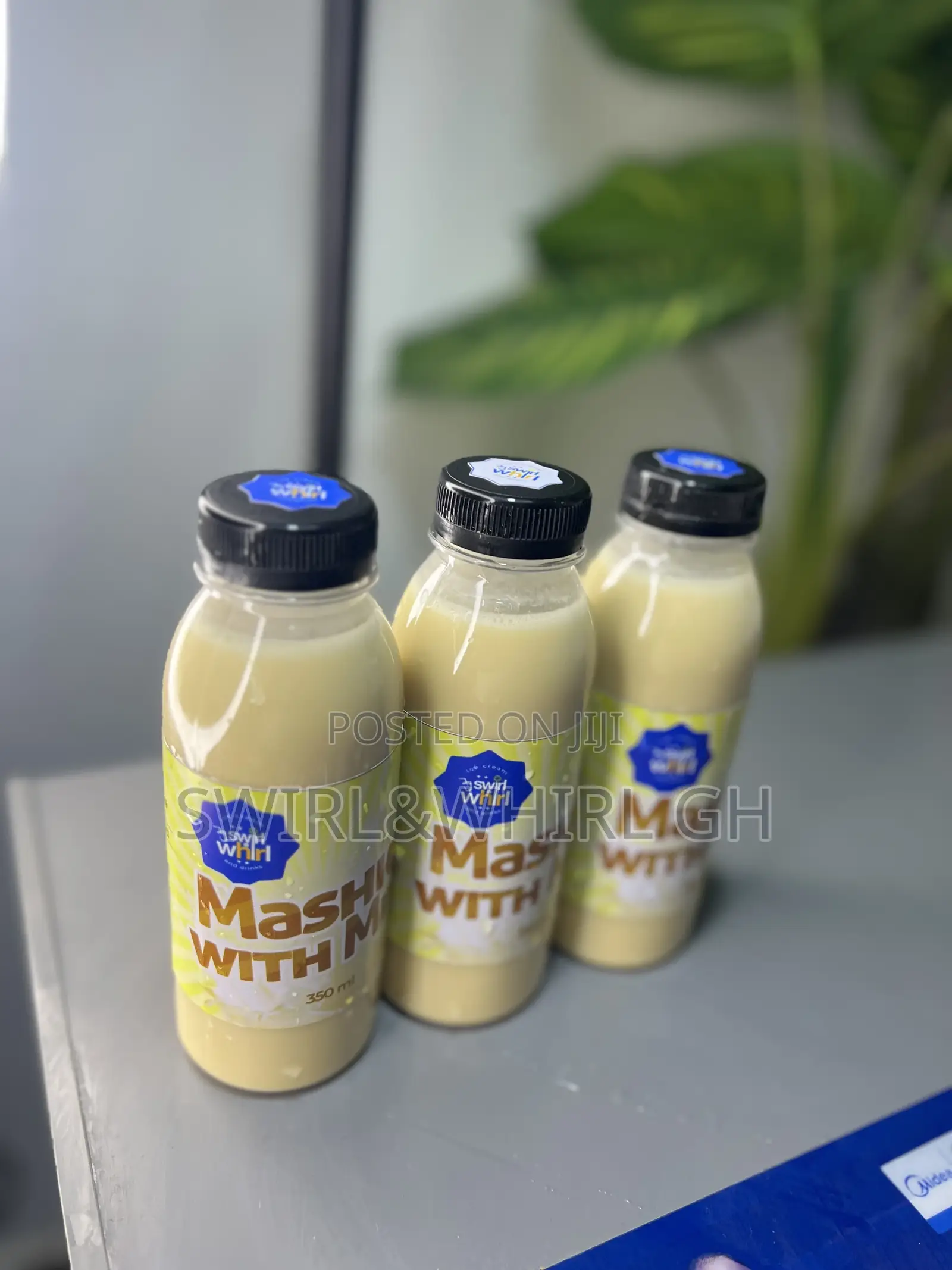 Fresh, Rich Authentic Mashke With Milk
