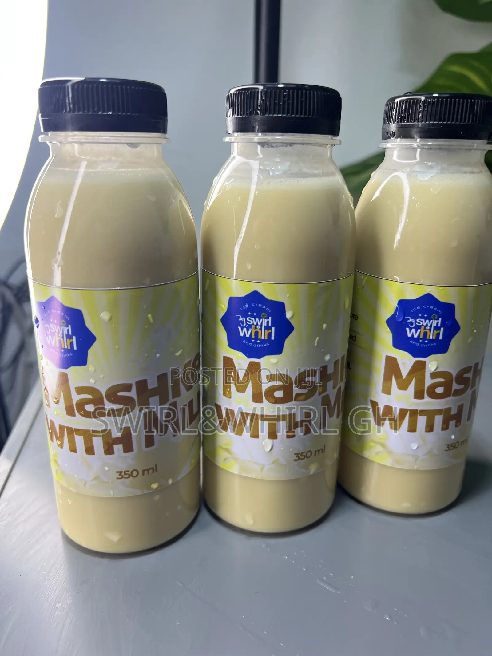 Fresh, Rich Authentic Mashke With Milk