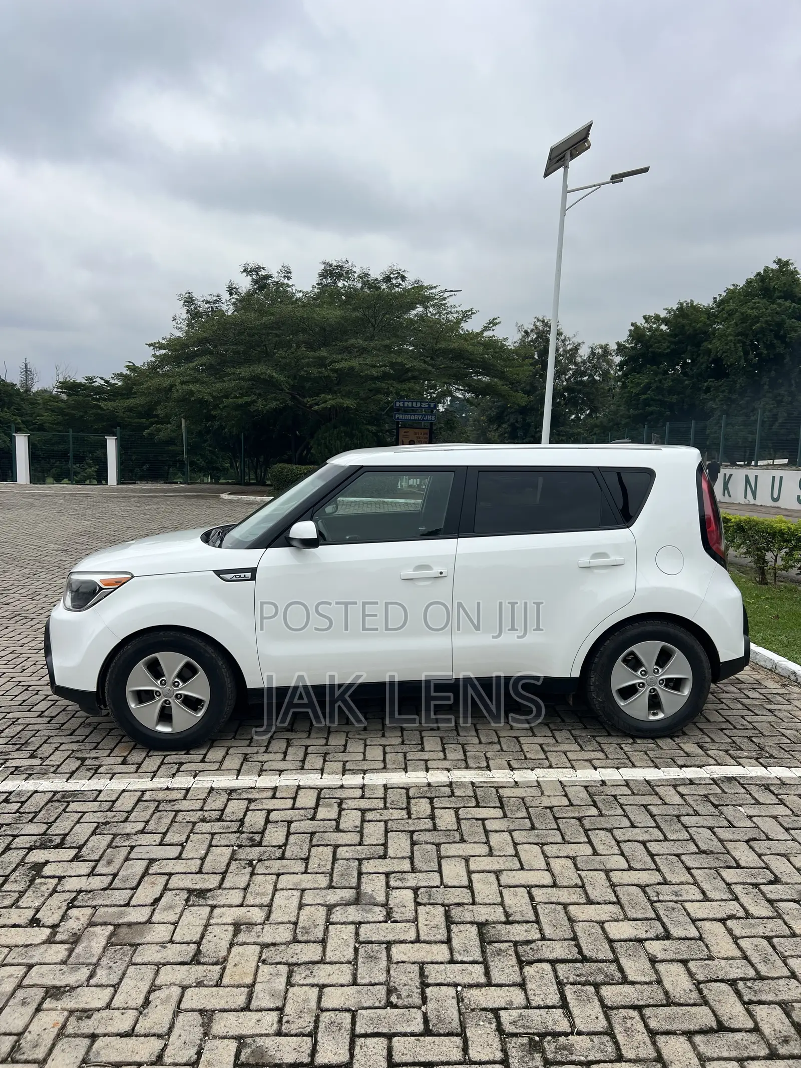 Kia Soul Base Hatchback 2016 White