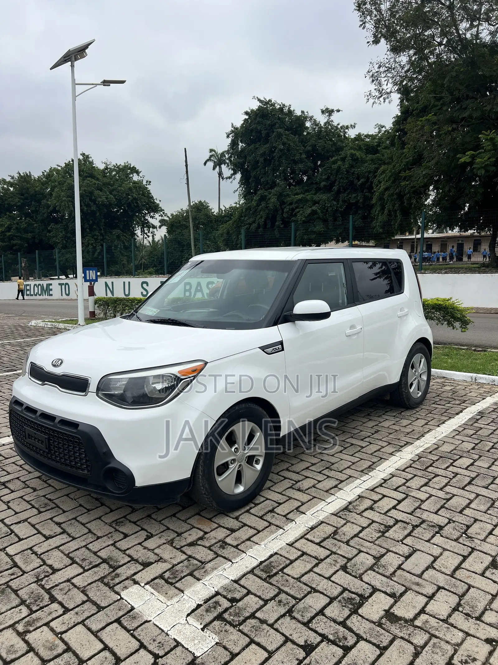 Kia Soul Base Hatchback 2016 White