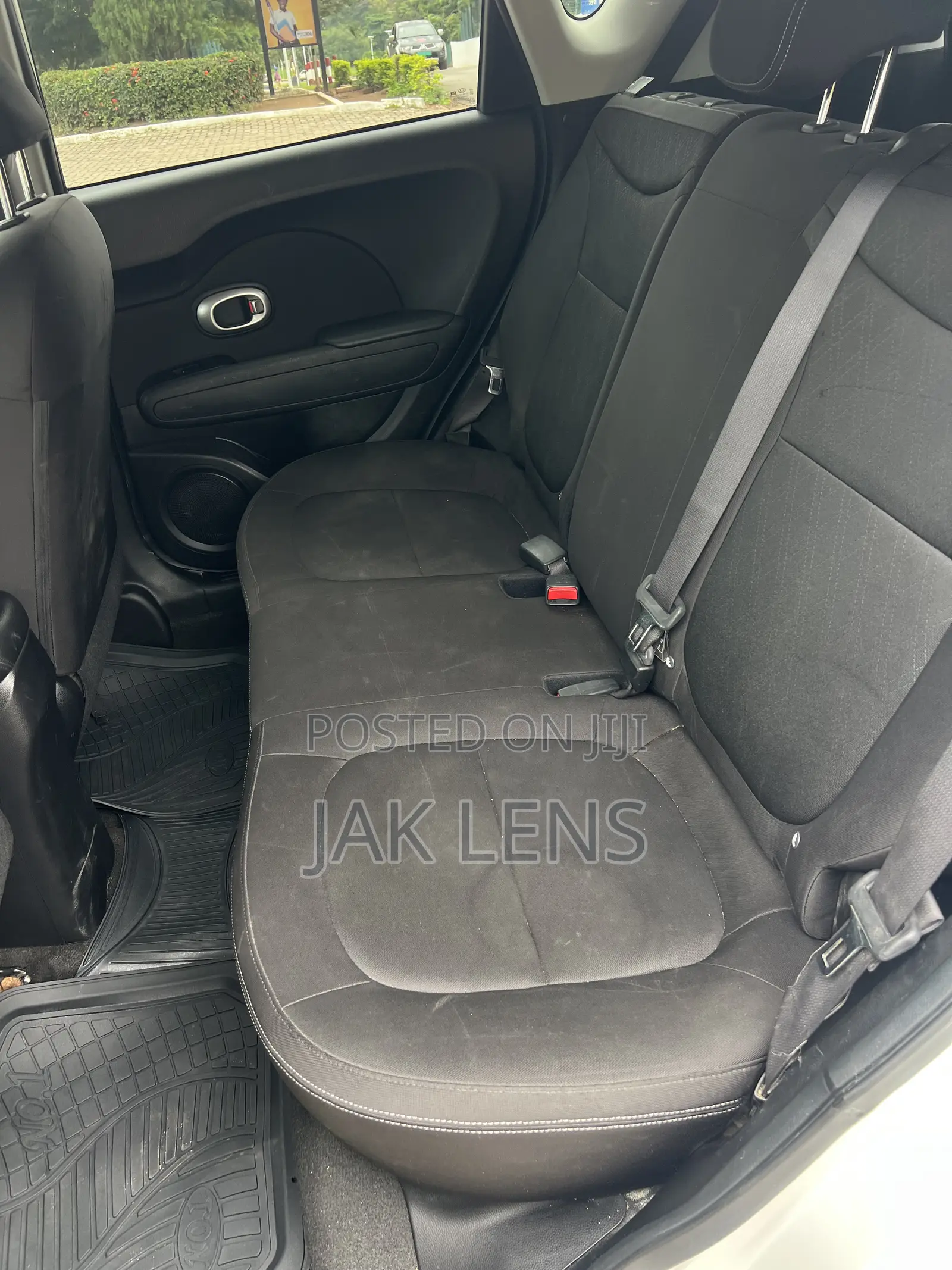 Kia Soul Base Hatchback 2016 White