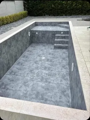 Experience Luxury With a Custom-Built Swimming Pool