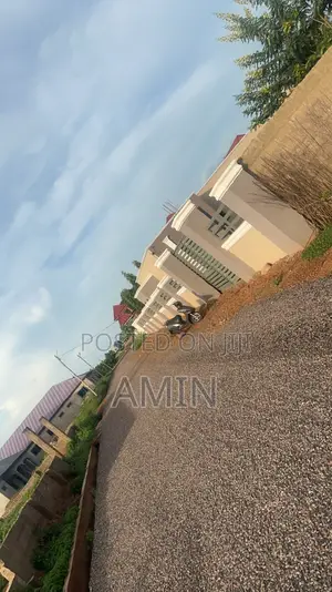 10bdrm House in Tamale Municipal for sale