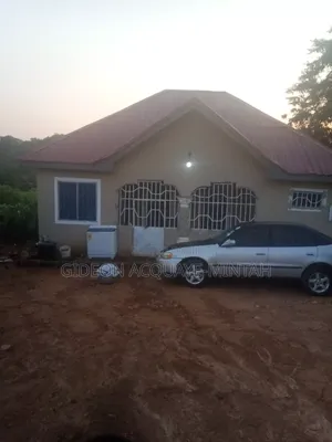2bdrm House in Abura/Asebu/Kwamankese for sale