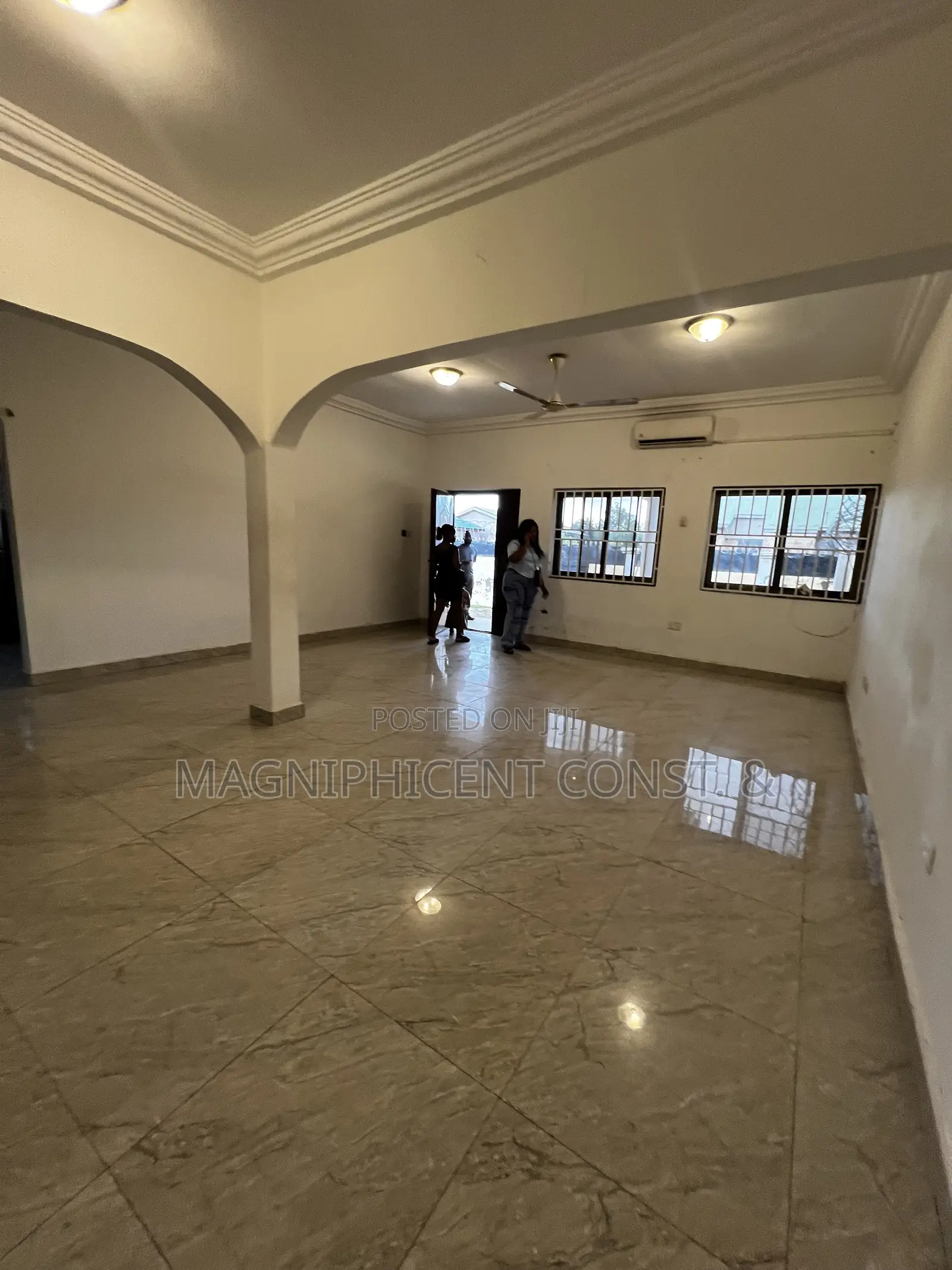 3bdrm House in Lakeside, Ashaley Botwe for rent
