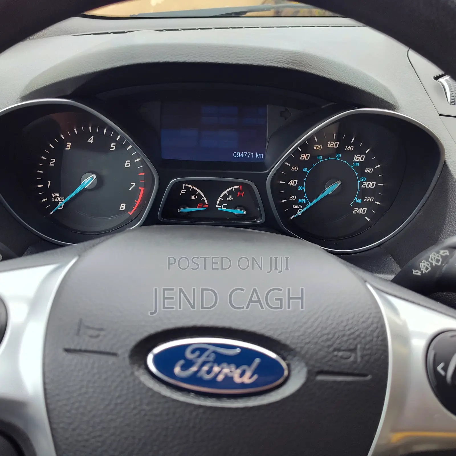 Ford Escape SE 4dr SUV AWD (1.6L 4cyl Turbo 6A) 2014 Gray