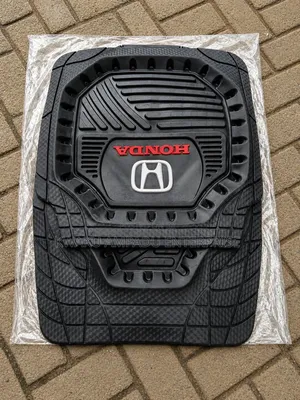 Honda Universal Heavy-Duty Rubber Car Floor Mat Set