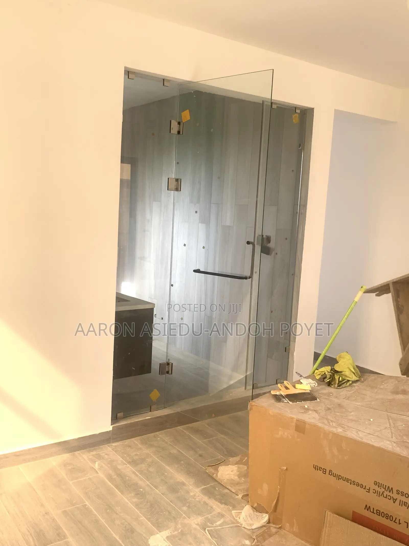 Frameless Door