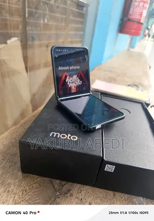 New Motorola Razr 40 256 GB White