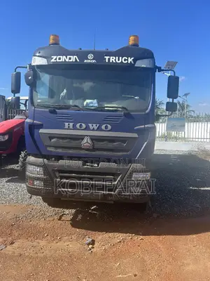 Sinotruck Howo 6x4 Tipper Truck