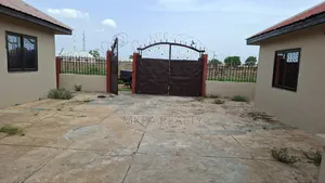 8bdrm Block of Flats in Mkpa Realty, Tamale Municipal for sale