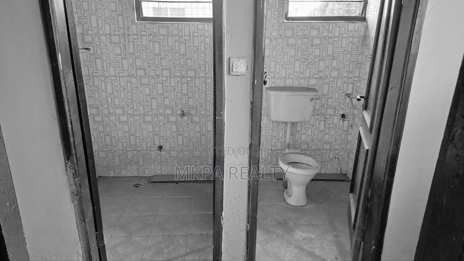 8bdrm Block of Flats in Mkpa Realty, Tamale Municipal for sale