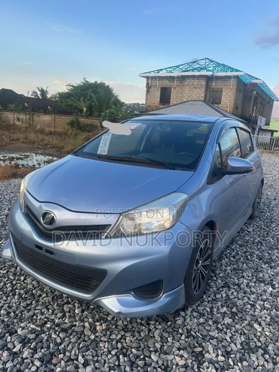 Toyota Vitz 2013 Blue