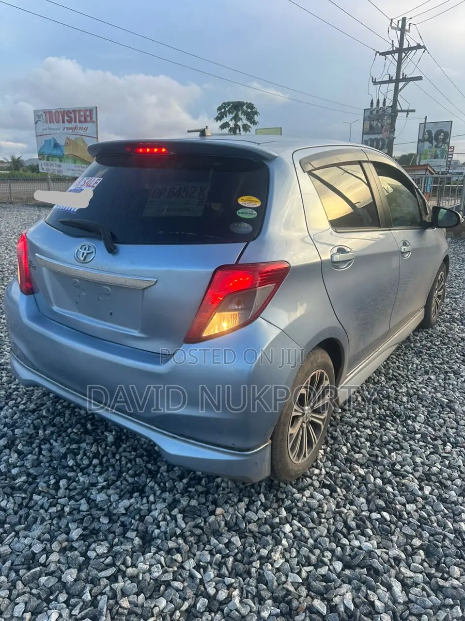 Toyota Vitz 2013 Blue
