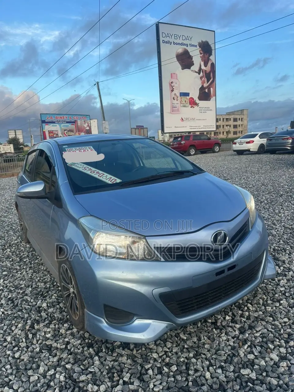 Toyota Vitz 2013 Blue