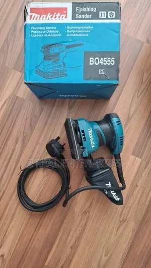 Makita Finishing Palm Sander With Dustbag