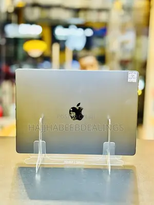 Laptop Apple MacBook Pro 2024 M4 16GB Apple M4 SSD 512GB