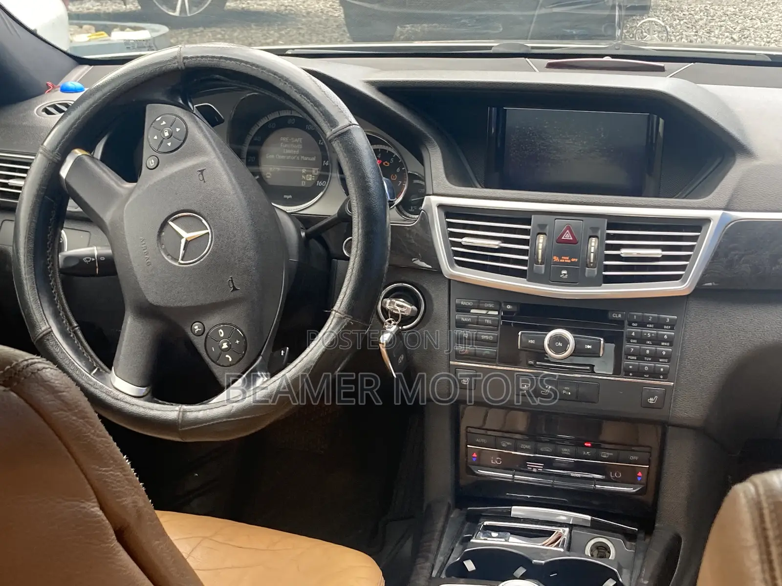 Mercedes-Benz E350 Base 4dr 4Matic Sedan AWD (3.5L 6cyl 7A) 2012 Gray