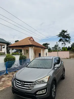 Hyundai Santa Fe 2015 Gray