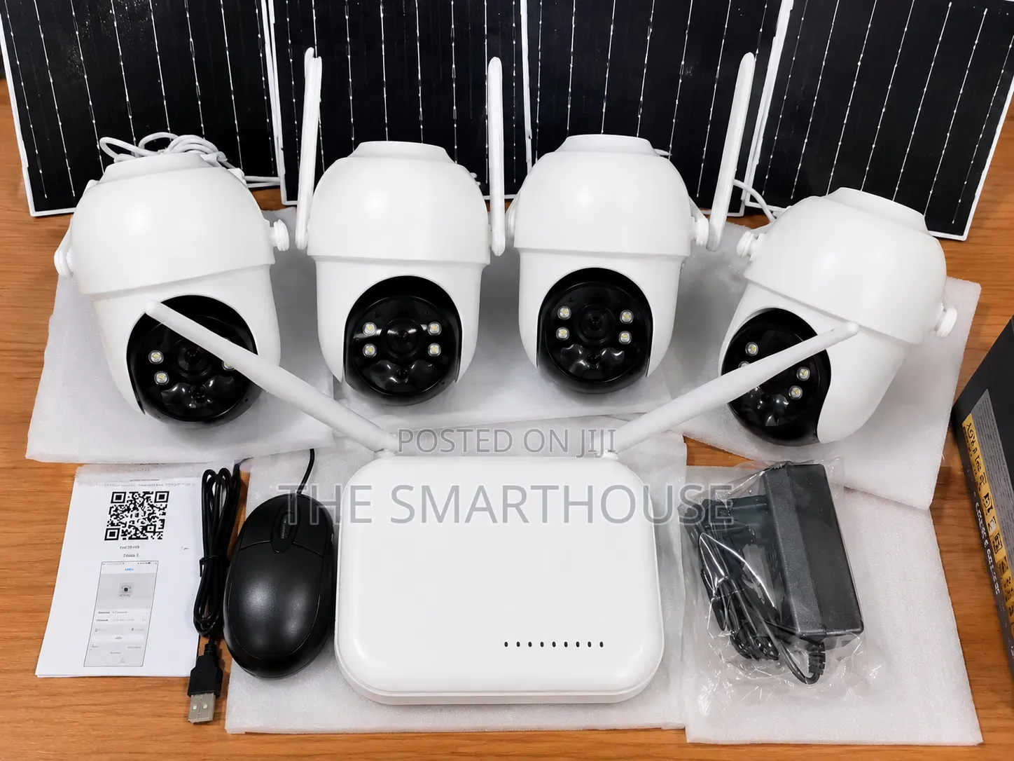 Smart 4 Cameras Solar 4mp Wi-Fi CCTV With 10ch NVR Base Station.