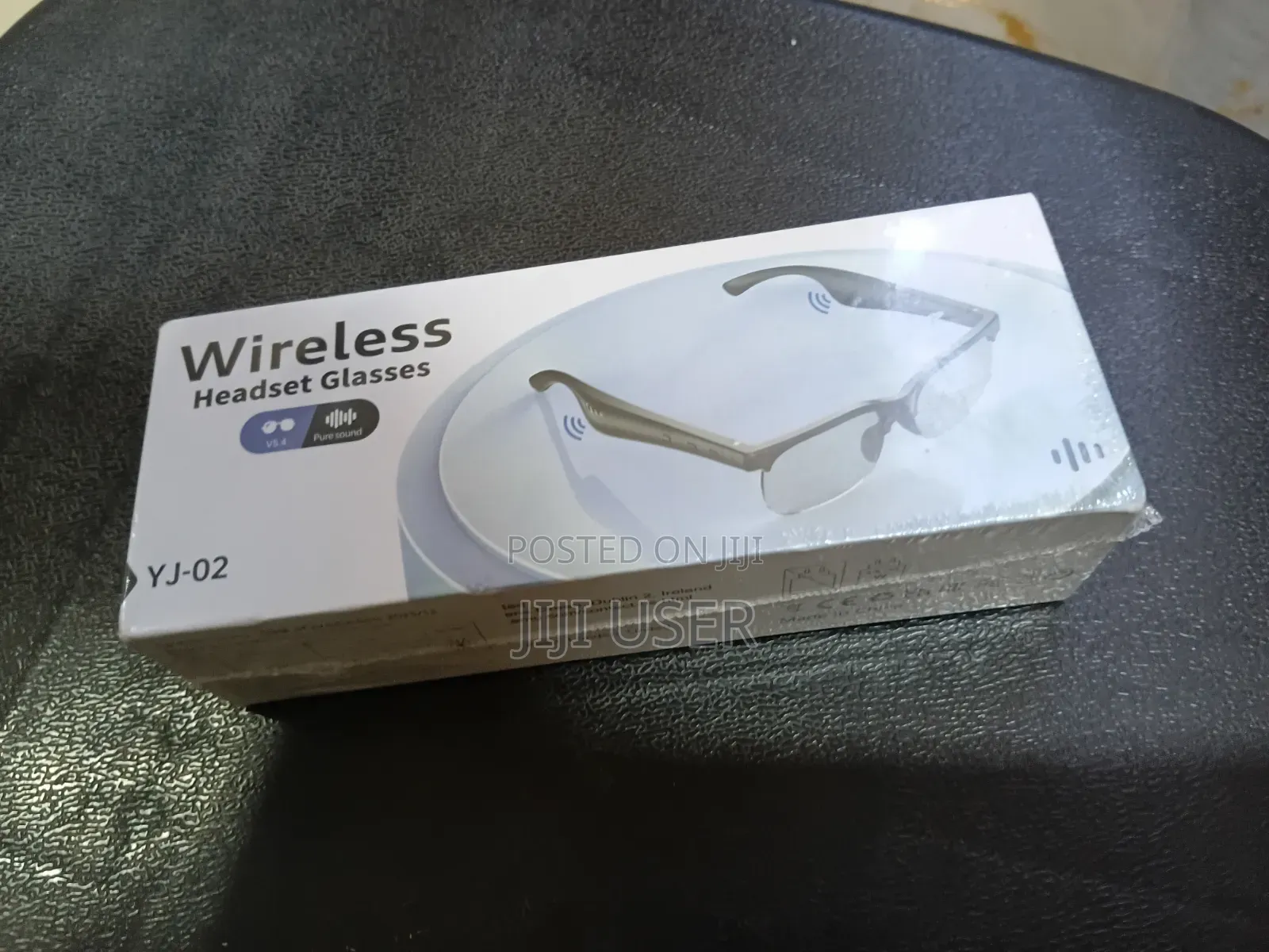 Smart Glasses With Wireless Audio