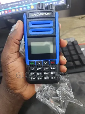 Baofeng Walkie Talkie With Earpiece