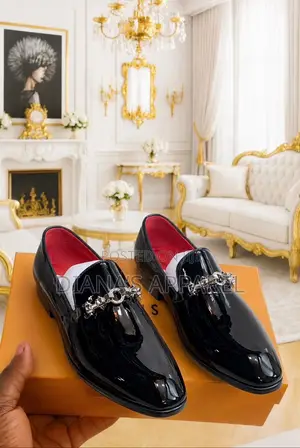 Hristian Louboutin "Equiswing" Patent