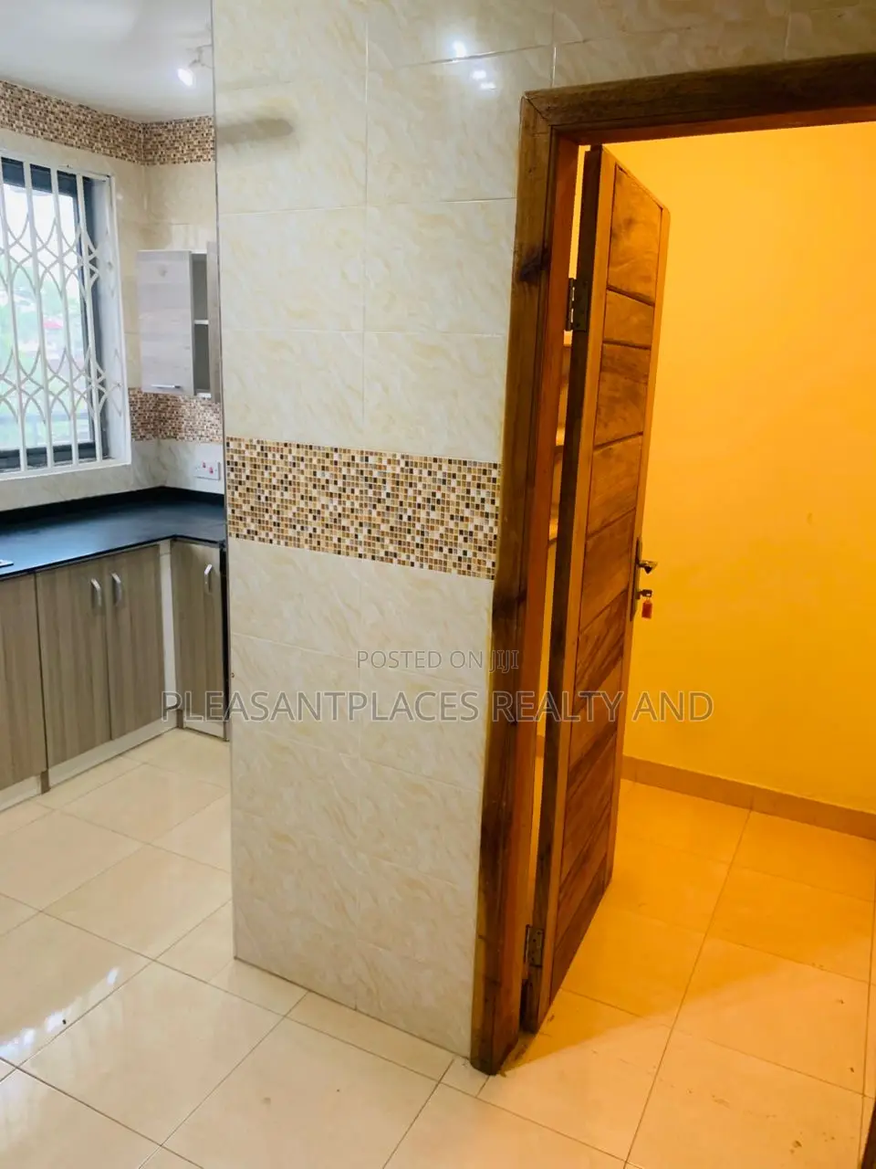 3bdrm Apartment in Pleasantplaces, Police Station for rent