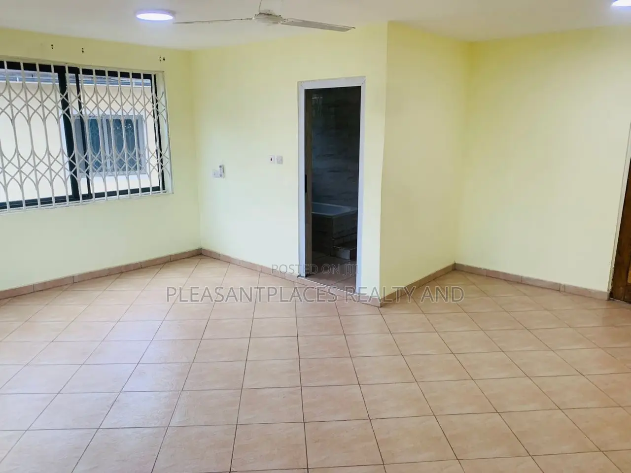 3bdrm Apartment in Pleasantplaces, Police Station for rent