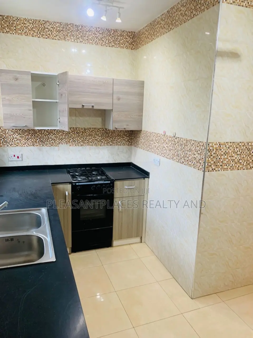 3bdrm Apartment in Pleasantplaces, Police Station for rent