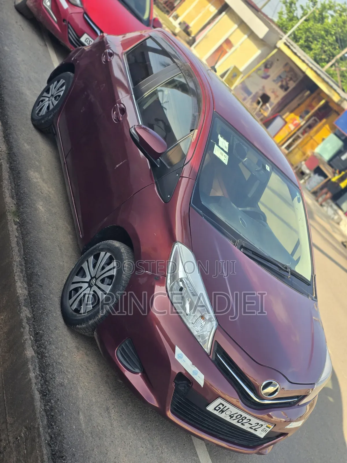 Toyota Vitz 2012 Brown