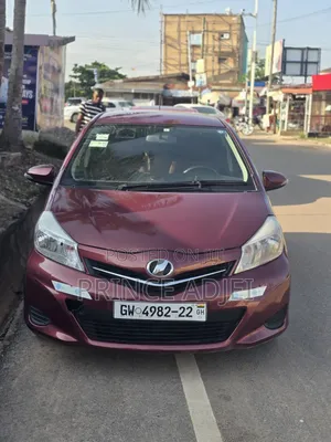 Toyota Vitz 2012 Brown
