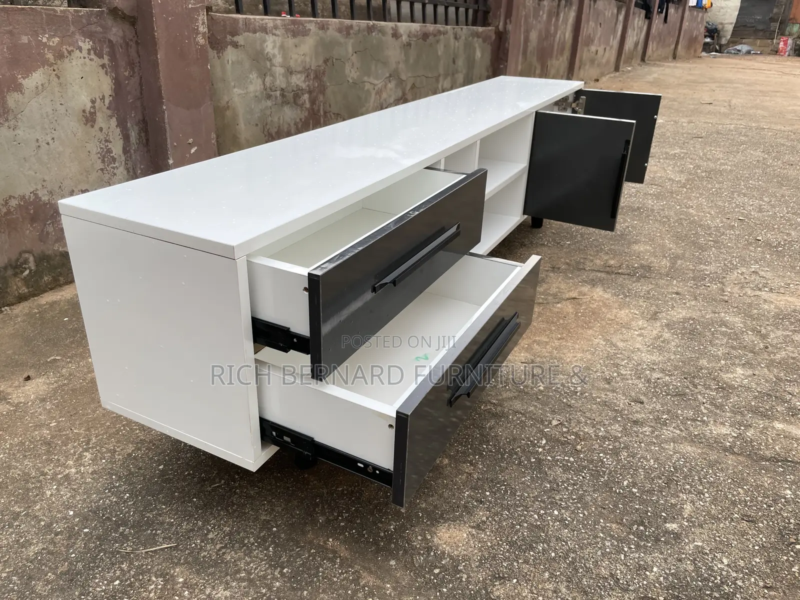 72 Inches Laminated Tv Stand