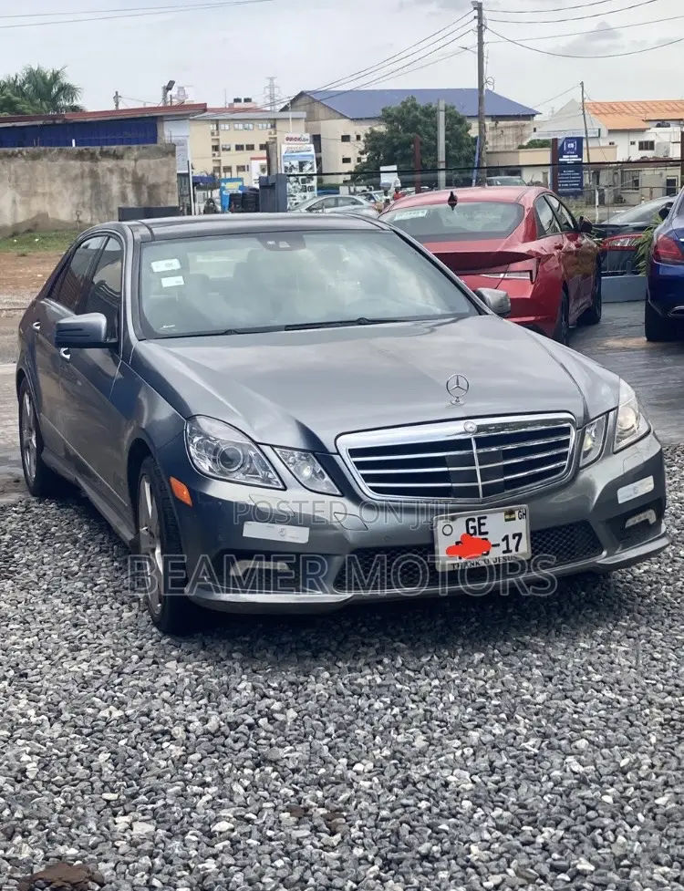 Mercedes-Benz E350 Base 4dr 4Matic Sedan AWD (3.5L 6cyl 7A) 2012 Gray