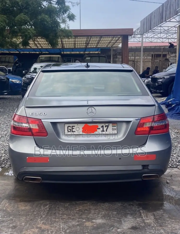 Mercedes-Benz E350 Base 4dr 4Matic Sedan AWD (3.5L 6cyl 7A) 2012 Gray