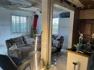 6bdrm House in Amasman Cocoboard, Accra Metropolitan for sale