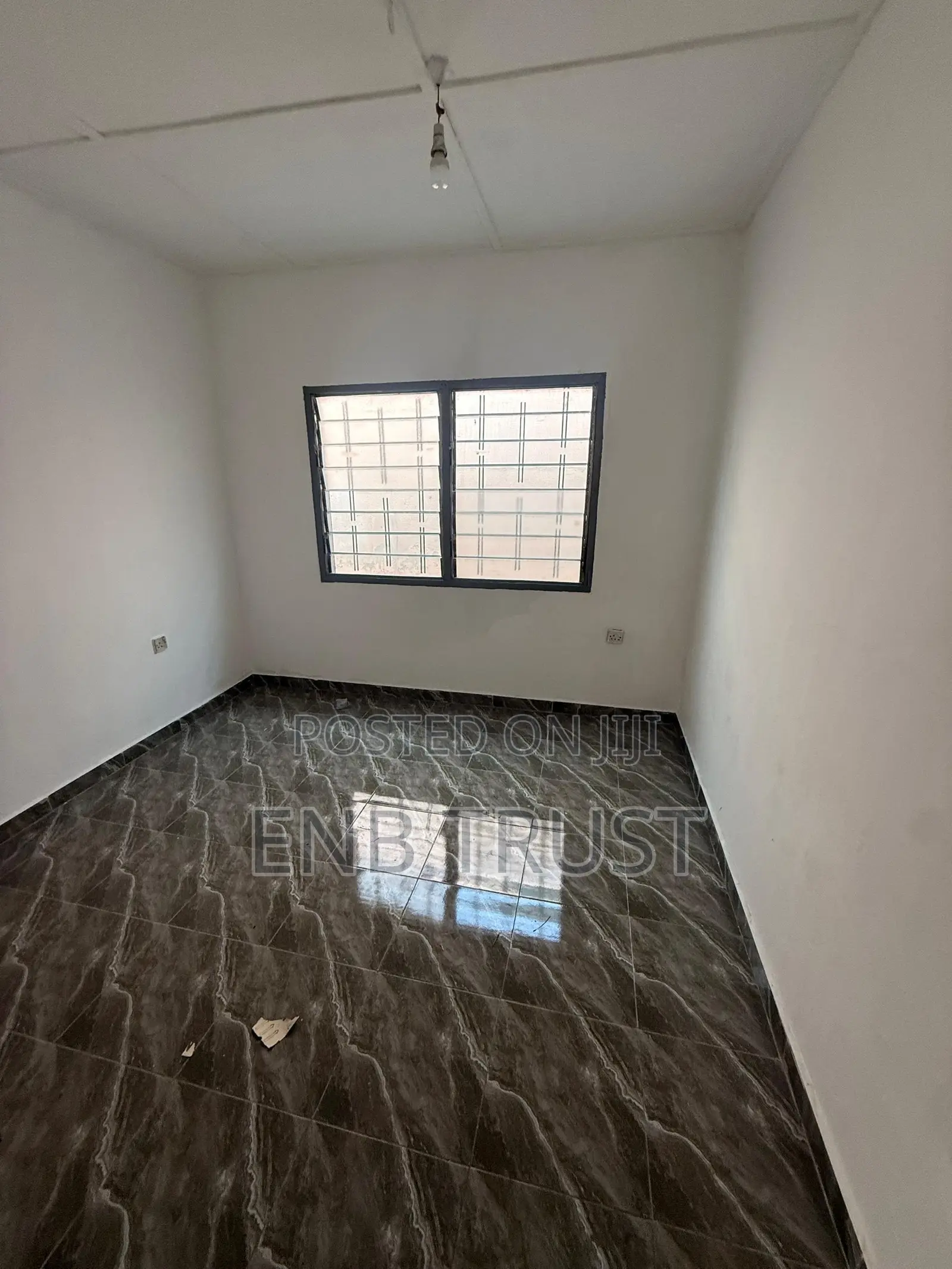 4bdrm Apartment in Awoshie, Last Stop for rent