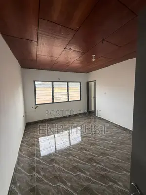 4bdrm Apartment in Awoshie, Last Stop for rent