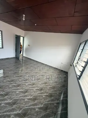 4bdrm Apartment in Awoshie, Last Stop for rent
