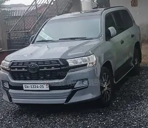Toyota Land Cruiser 2013 Gray