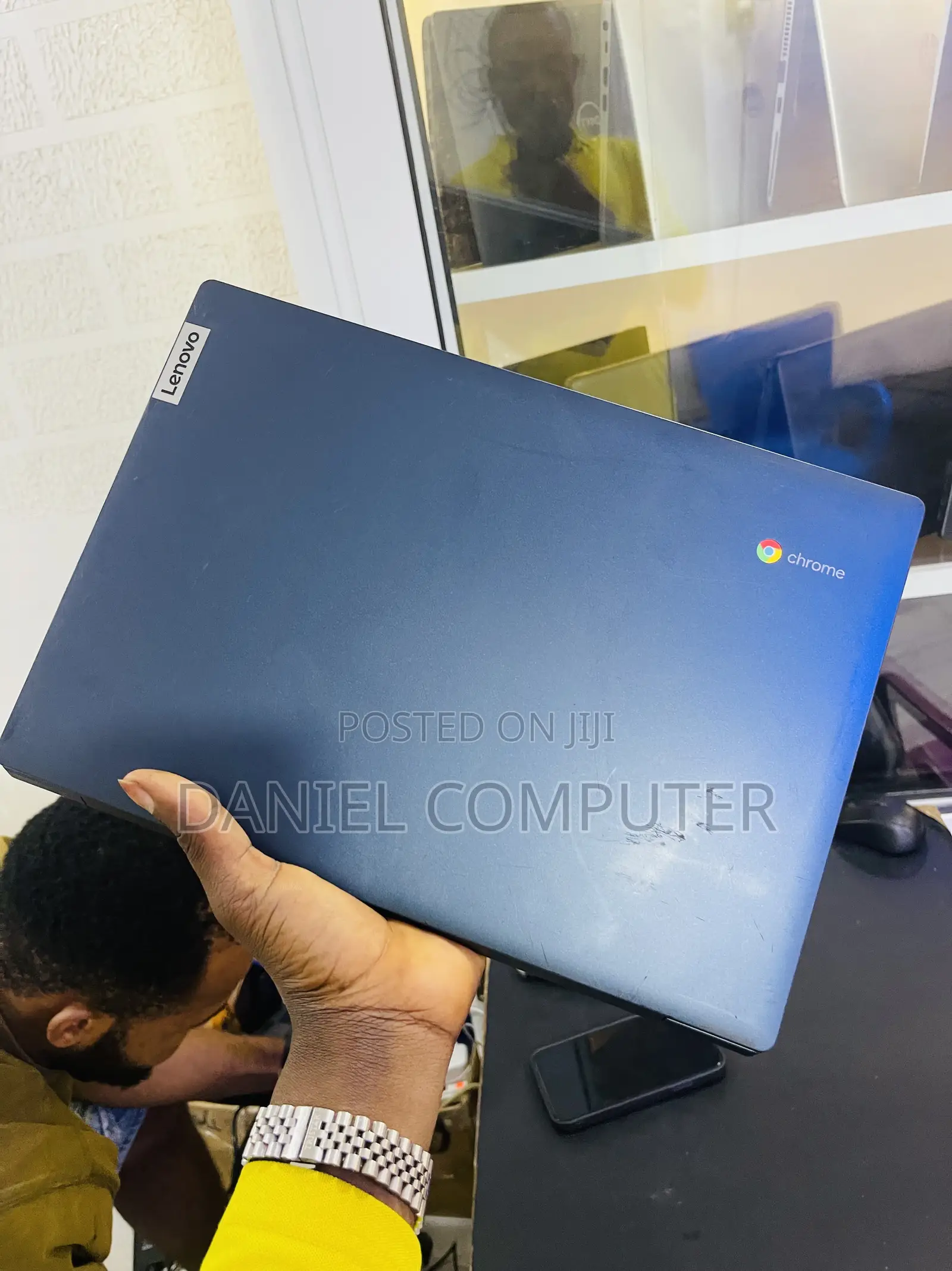 Laptop Lenovo Ideapad 3 4GB Intel Celeron SSD 128GB