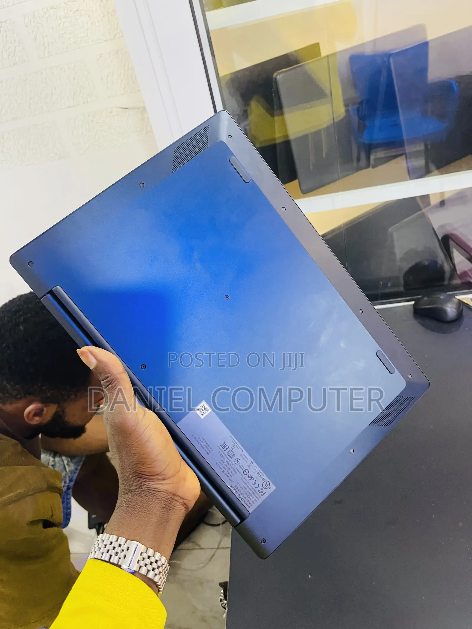 Laptop Lenovo Ideapad 3 4GB Intel Celeron SSD 128GB