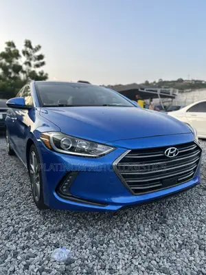 Hyundai Elantra Limited Sedan FWD (2.0L 4cyl 6A) 2017 Blue